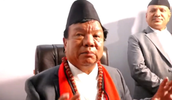 शिक्षामन्त्री पुनद्वारा पदभार ग्रहण