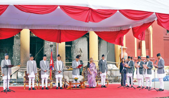 ‘देश बनाउने समय आएको छ’