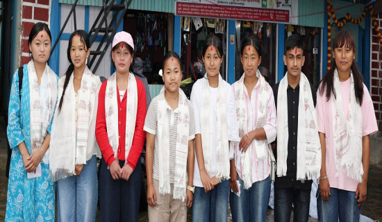 उच्च शिक्षा अध्ययन गर्ने विद्यार्थीलाई छात्रवृत्ति प्रदान