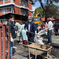 चाडपर्वको नाममा कुखुराको बढ्यो अवैध आयात