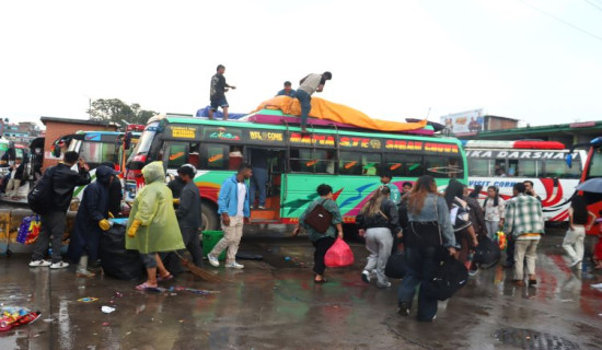 राष्ट्रपति पौडेलले गर्नुभयो नक्साल भगवतीको  दर्शन