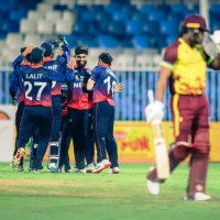 इन्द्रचोकमा किनमेल गर्न आएका सर्वसाधारण