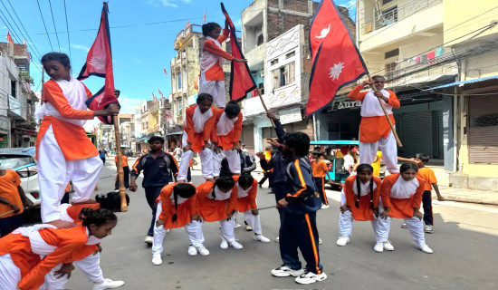 नेपालगन्जमा दुर्गा भवानीका मूर्ति विसर्जन गरिँदै