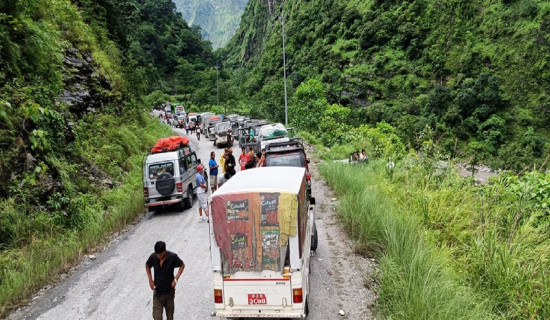 रातिको समयमा बेनी-जोमसोम सडक बन्द हुने