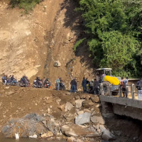 अन्नपूर्ण आधार शिविर भ्रमणमा रोक