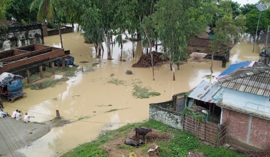 रातु खोलाले बगाएको जिप सशस्त्र प्रहरीले सुरक्षित निकाले