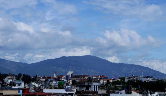 रातु खोलाले बगाएको जिप सशस्त्र प्रहरीले सुरक्षित निकाले