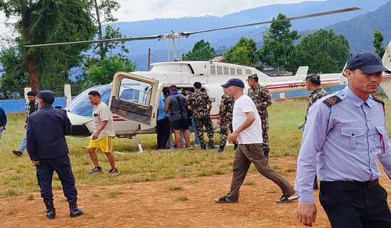 गम्भीर घाइतेलाई हेलिकाेप्टरमार्फत उद्धार