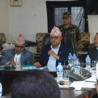 गुणस्तरहीन ‘स्मार्ट स्ट्रिट लाइट’ हटाइँदै