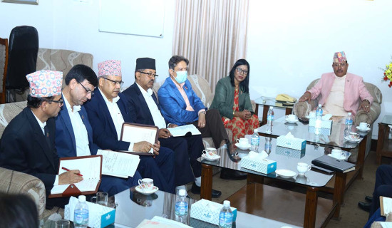 असोज ३० गते राजनीतिक दलसँग छलफल गर्दै आयोग