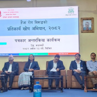 अन्नपूर्ण आधार शिविरमा धेरै पर्यटक आएपछि...