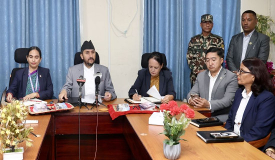 हुलाकलाई आधुनिक र प्रतिस्पर्धी बनाउनुपर्छ : सञ्चारमन्त्री खरेल