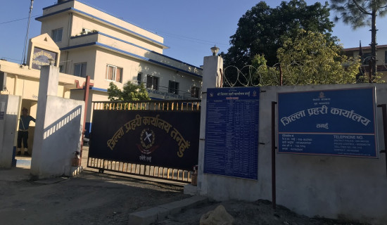 बेगखोलामा पुल नहुँदा सास्ती