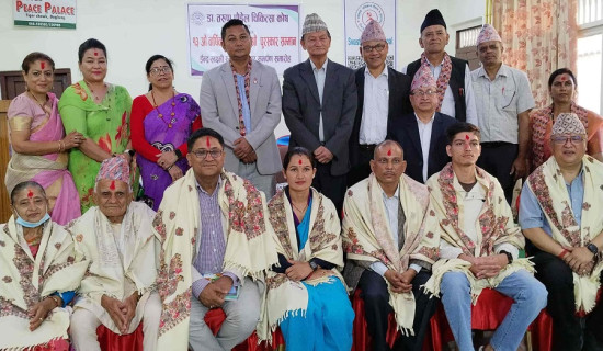 खोप लाउने मानिस नहुँदा खेर जान थाल्याे