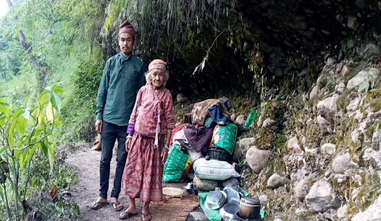 बडिगाडमा घरविहीन परिवारको ‘ओडार’मा बास