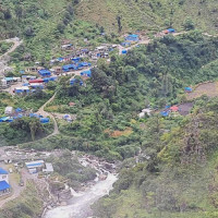 बिपी राजमार्गमा चल्न  थाले सवारीसाधन