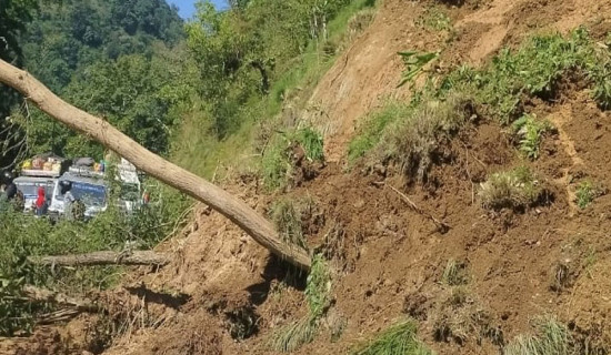रुद्रवेणी-वामी टक्सार सडक अवरुद्ध