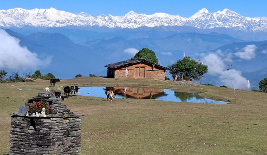 देवथली दह र हिमशृङ्खला