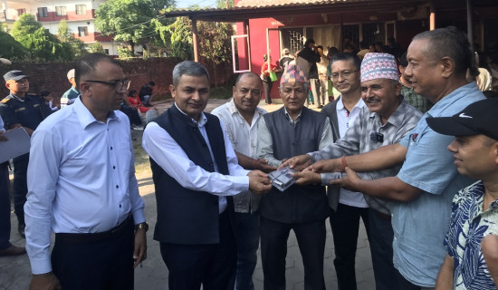 जिल्ला प्रशासन कार्यालयको सेवा सुचारुमा उद्योग वाणिज्य संघको सहयोग