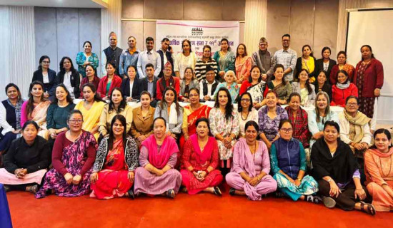 मुख्यमन्त्री आचार्यद्वारा बर्दियामा थारु सांस्कृतिक भवन समुद्घाटन
