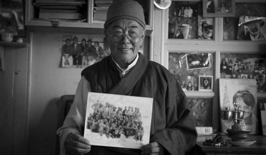 प्रधानमन्त्रीद्वारा सगरमाथा आरोही  कान्छा शेर्पाप्रति श्रद्धाञ्जलि