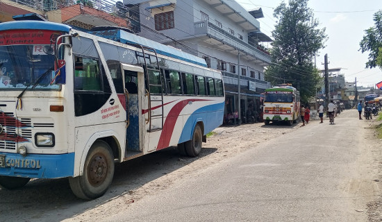 नारायणखोलामा चार महिनापछि बस सञ्चालन