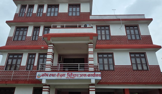 सूचना नदिनु निरङ्कुशता हो : मन्त्री लामिछाने