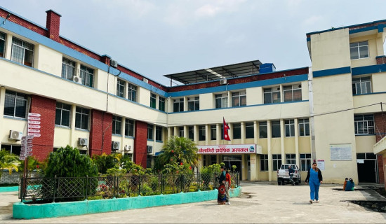 धौलागिरी प्रादेशिक अस्पतालमा औषधी अभाव