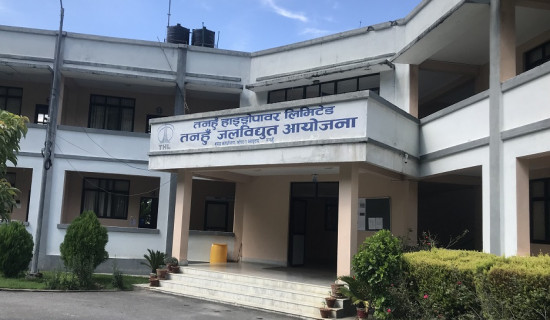 प्रतितोला तीन सयले बढ्यो सुनको मूल्य