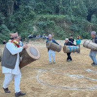 रेलमार्ग सर्भे गर्न आएको टोलीको गाडीमा आगजनी