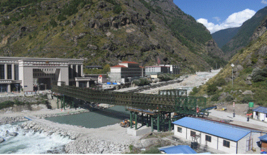 ल्हेन्दे खोलामा मितेरी पुलको पुनः निर्माण अन्तिम चरणमा