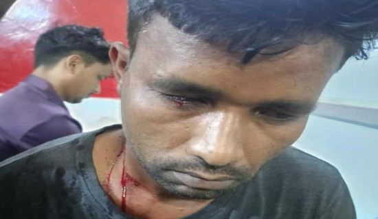 महोत्सवमा झडप, एक जना गम्भीर घाइते