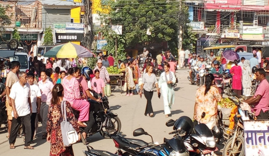 प्रदेश १ मा चुनावी सरगर्मी बढ्दै : उम्मेदवारद्वारा घरदैलोलाई तीव्रता