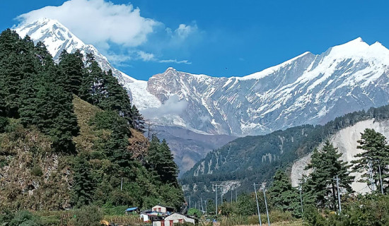 मुस्ताङको घ्हैकु गाउँ