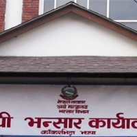 भिरबाट खसेको ढुङ्गा लागेर बालिकाको मृत्यु