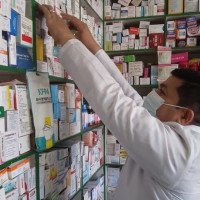 पेट्रोलियम पदार्थको कर  घटाउन सहमति