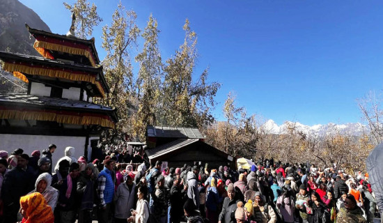 एकैदिन मुस्ताङ भित्रिए करिब सात हजार पर्यटक