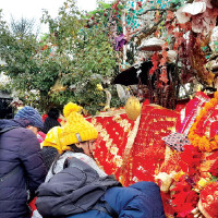 कल्भर्ट भत्किँदा सडक अवरुद्ध