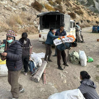 उपप्रधानमन्त्रीको स्वास्थ्य अवस्था बुझ्न प्रधानमन्त्री ओली अस्पतालमा