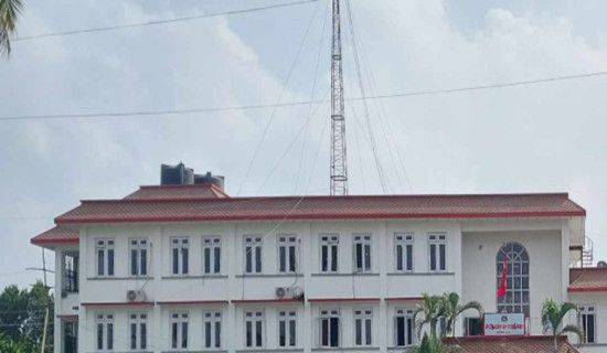 चीनको ताक्लाकोटबाट फर्किदै लिमीका युवायुवती