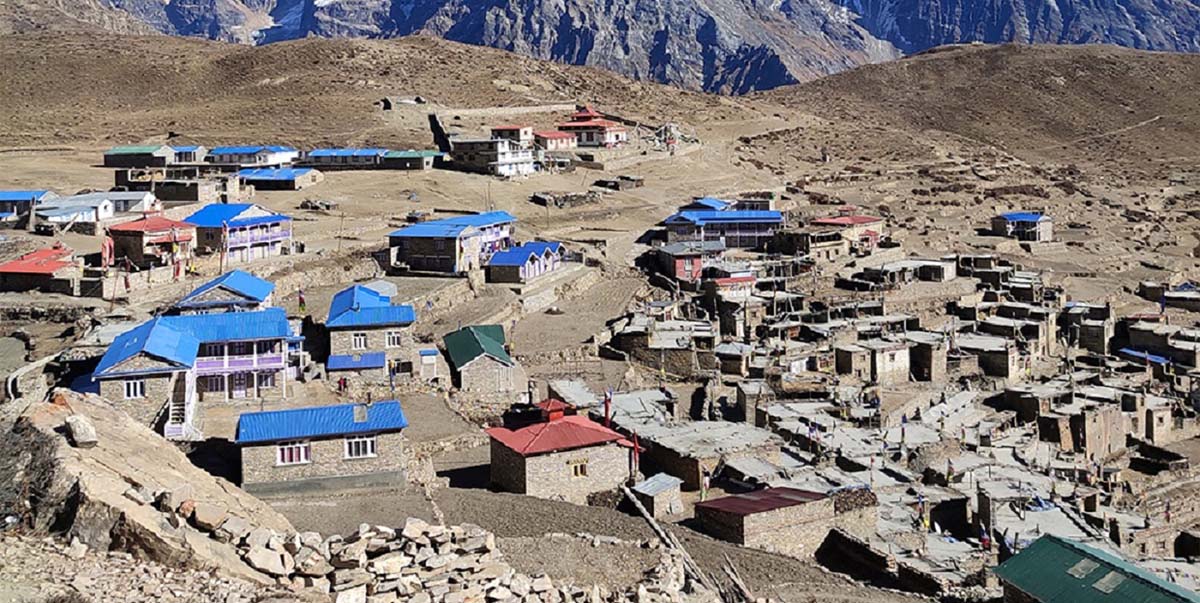 लेक लागेर तीन जनाको मृत्यु