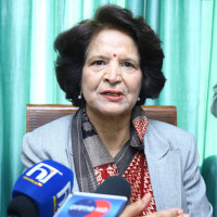 राष्ट्रपति कार्यालयमा शपथ लिँदै नयाँ मन्त्री