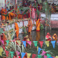 हस्तकलाका सामग्री ग्राहकको रोजाइमा