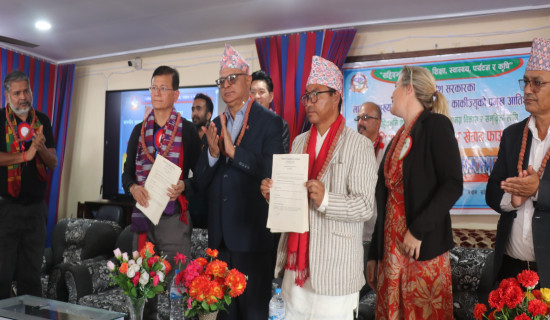 लाइसेन्स तीन सिफ्टमा २४ सैँ घण्टा छापिँदै