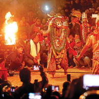 पाठ्यपुस्तक बिक्री धमाधम