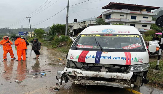 तनहुँमा सवारी दुर्घटना : एकको मृत्यु, १५ जना घाइते