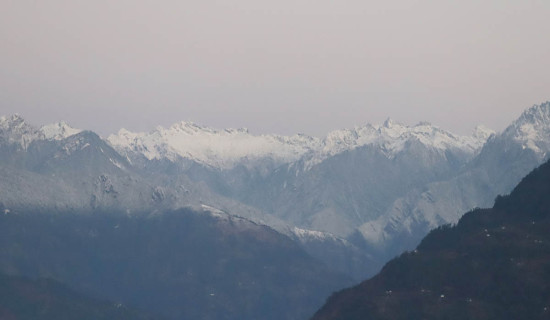 उच्च हिमाली भेगमा हिमपात