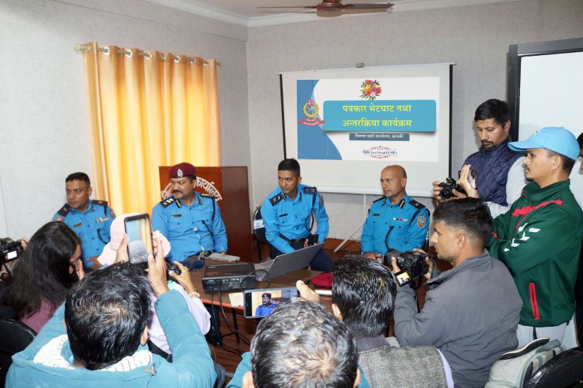 प्रहरी कार्यालय आगजनीको आरोपमा १० जना पक्राउ