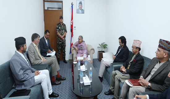 प्रधानमन्त्री दैवी प्रकोप राहत कोषमा रकम हस्तान्तरण