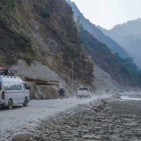 जलमग्न काठमाडौँ : बल्खु पुलमुनी पुरुषको शव फेला